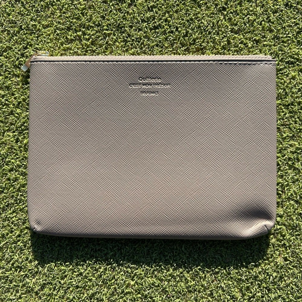 Delfonics Quitterie Medium Pouch, NWOT